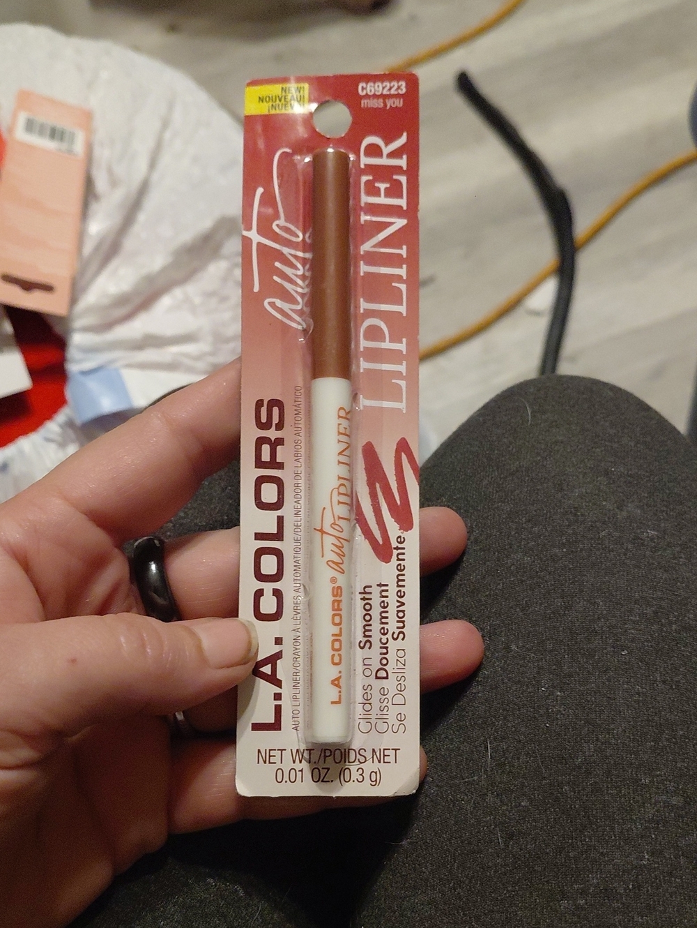 5/$10 Must Bundle L.A. COLORS Auto Lipliner in Warm Brown (Miss You)